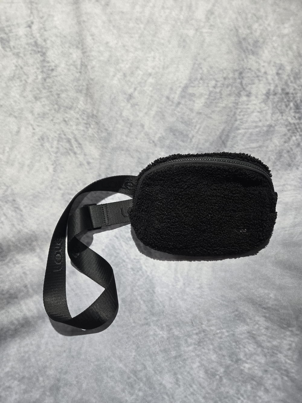 Lolë Sherpa Belt Bag
